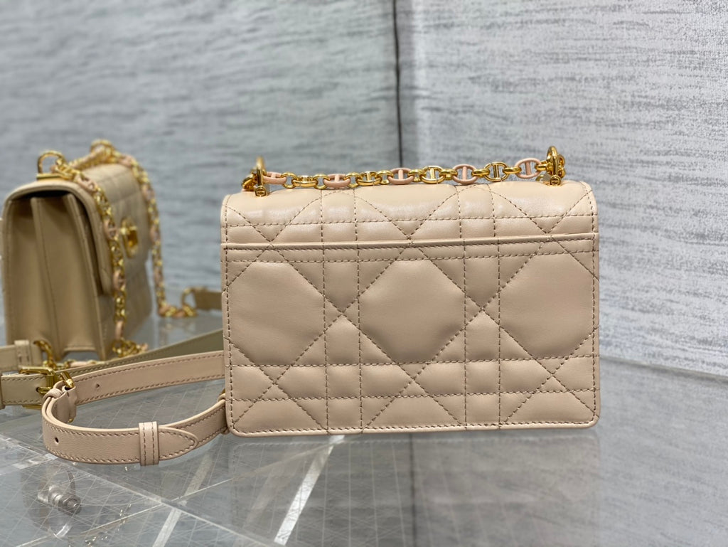 Sac Dior Caro Cannage – Chaîne Dorée