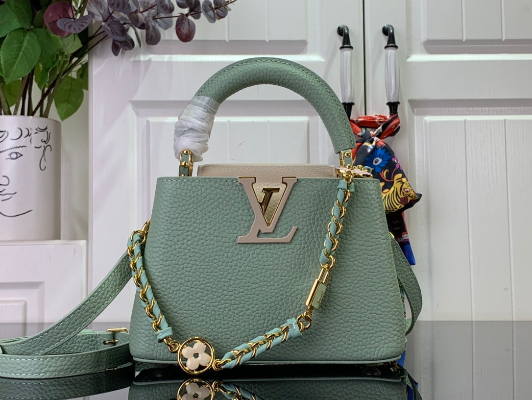 Sac Louis Vuitton Capucines Grand