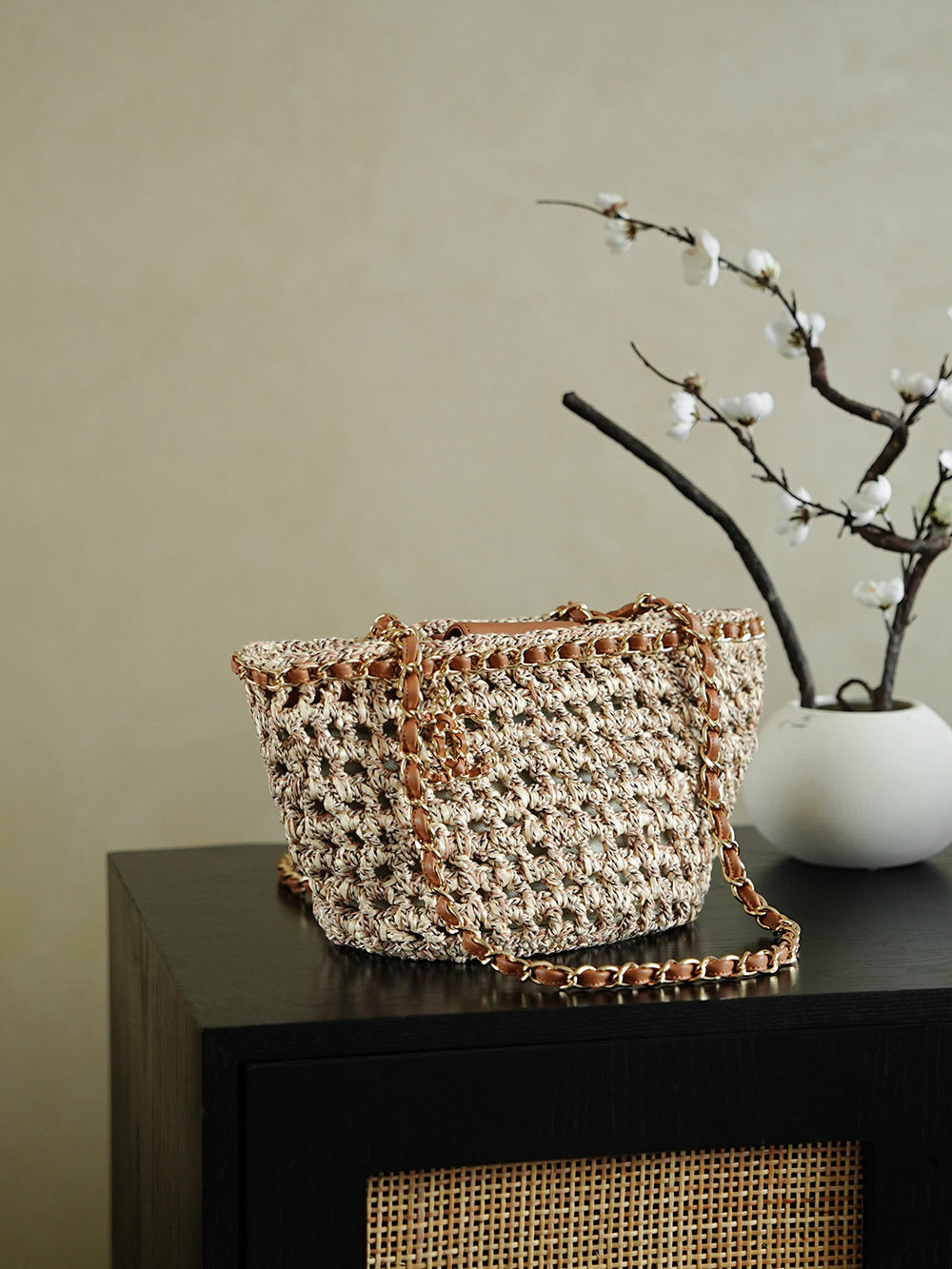 Sac panier tressé avec chaîne