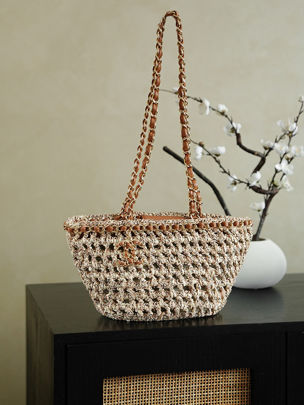 Sac panier tressé avec chaîne