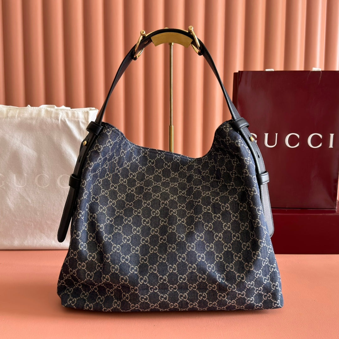Sac Abbey Hobo en toile monogramme