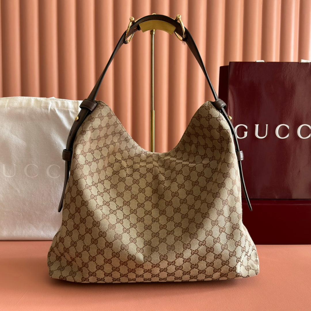 Sac Abbey Hobo en toile monogramme