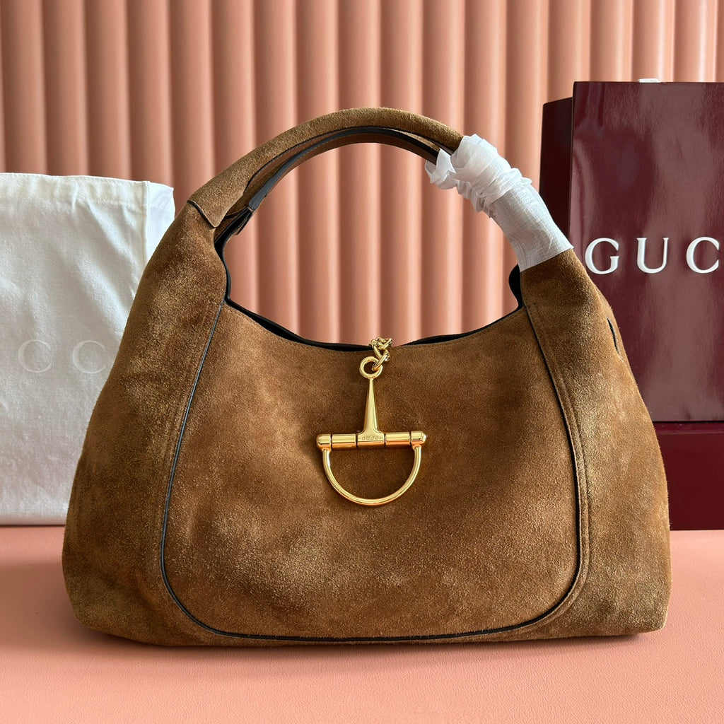 Sac Stirrup Hobo en daim avec fermoir étrier