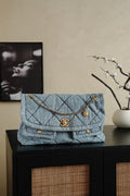 Sac Flap matelassé en denim avec chaîne