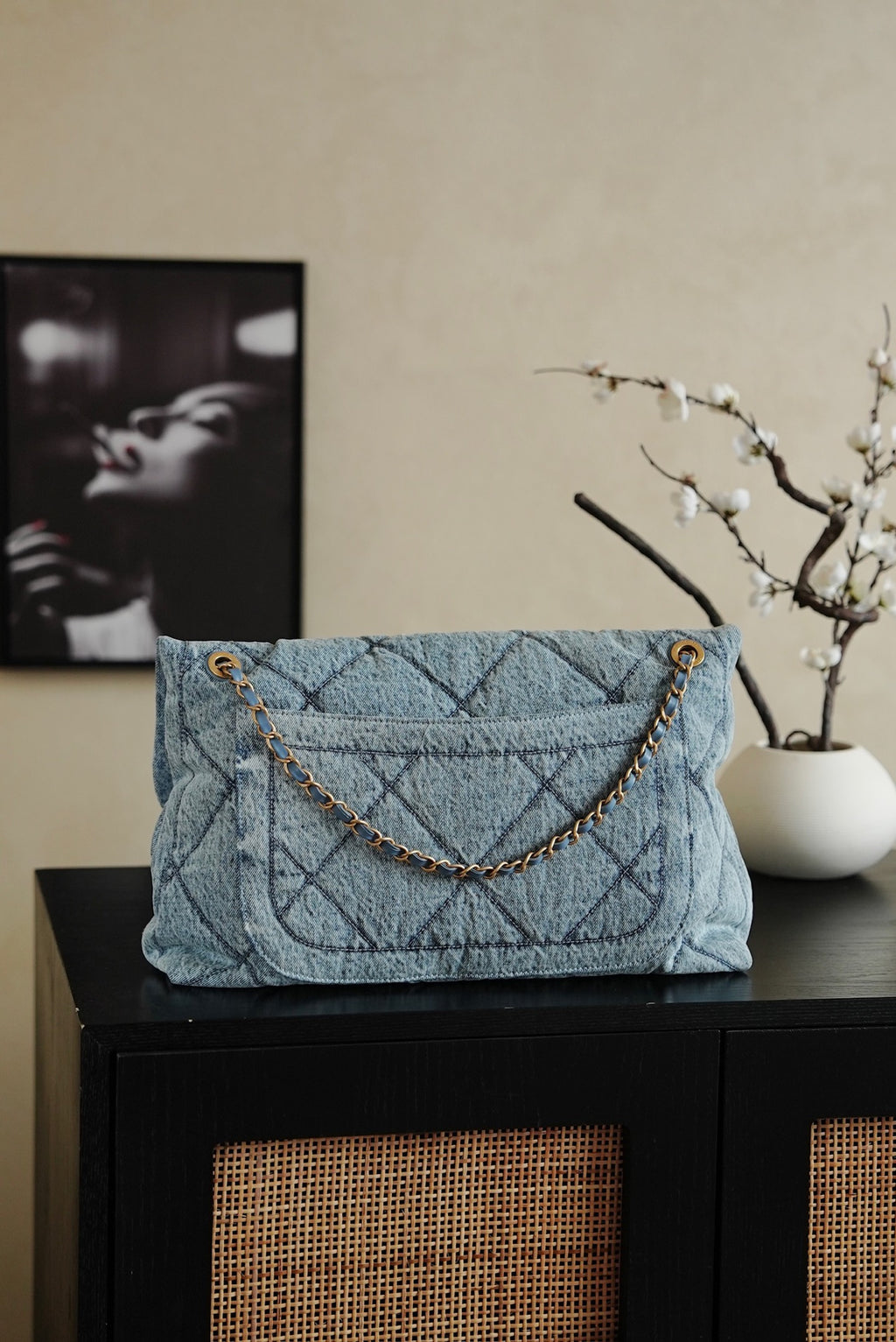 Sac Flap matelassé en denim avec chaîne