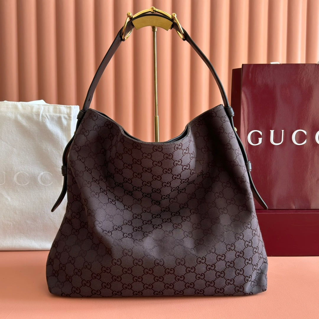 Sac Abbey Hobo en toile monogramme