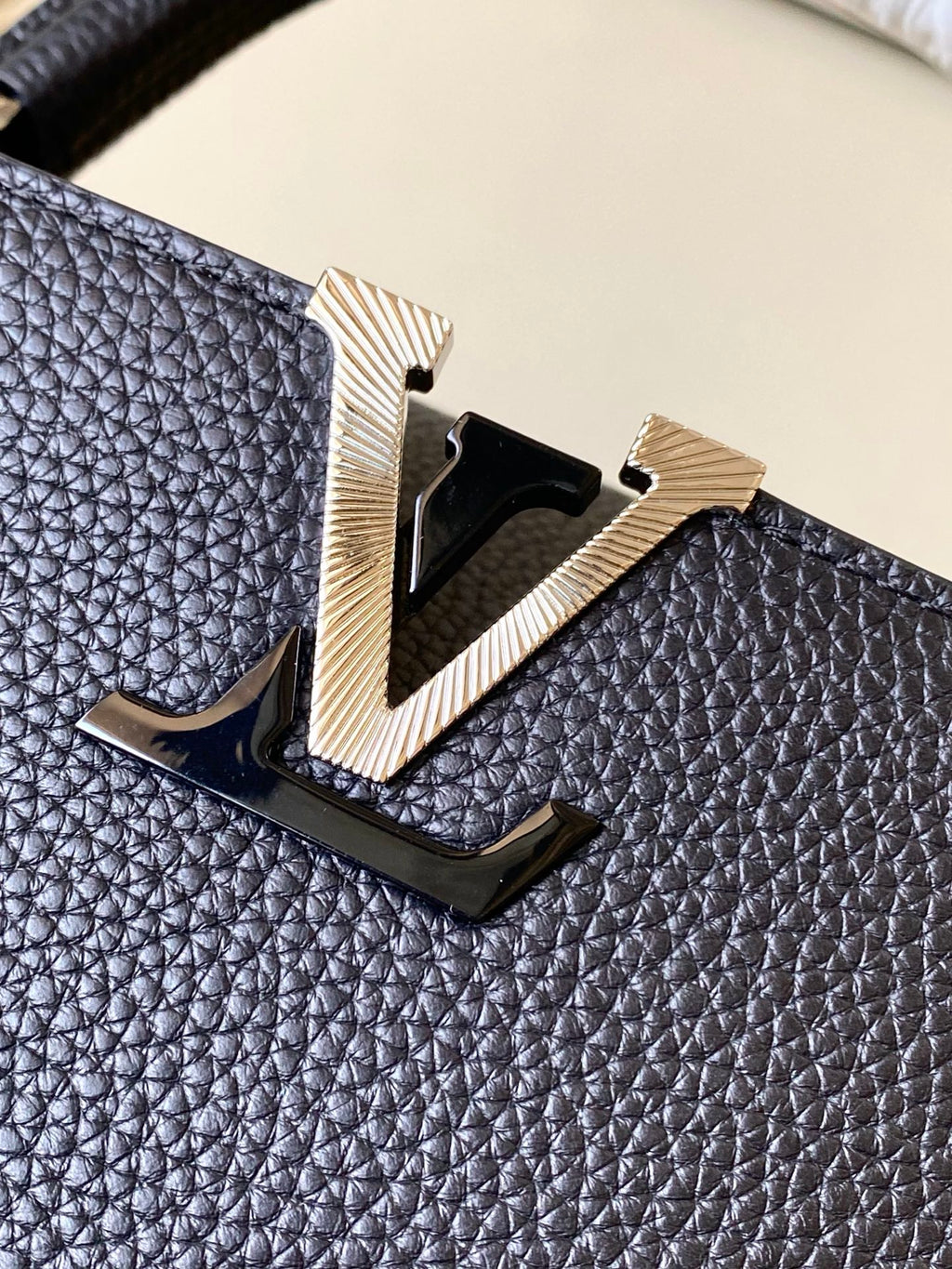 Grand Sac Louis Vuitton Capucines BB